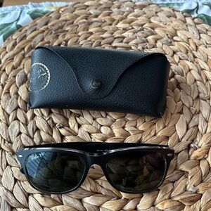 EUC- Ray-Ban Black Sunglasses with Case